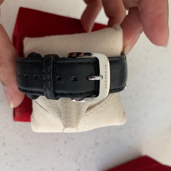 Men’s Burberry Watch - Picture 2 of 3